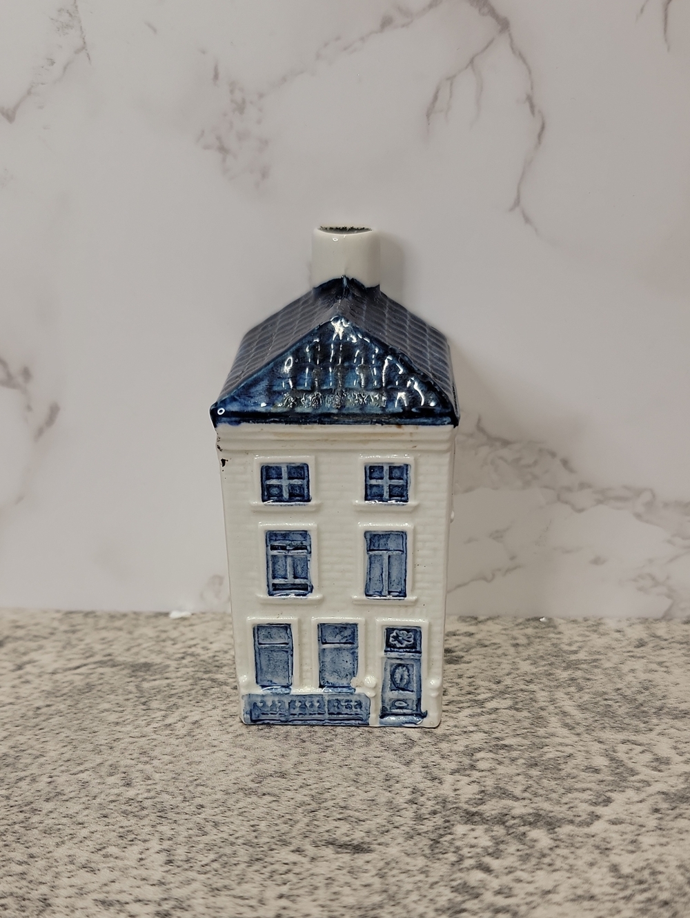 Vintage KLM Blue Delft House #26 House of Hague